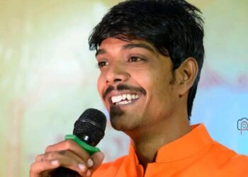 कवर्धा की हाई प्रोफाइल सीट वार्ड नं 08 से शंकर नगर शिक्षक नगर से ब्राह्मण समाज के जिला सहसचिव और भारतीय जनता युवा मोर्चा कवर्धा शहर के पूर्व मंत्री एवं उपाध्यक्ष सौरभ शर्मा ने नगरीय निकाय चुनाव में अपनी मजबूत दावेदारी प्रस्तुत की है 4 कवर्धा की हाई प्रोफाइल सीट वार्ड नं 08 से शंकर नगर शिक्षक नगर से ब्राह्मण समाज के जिला सहसचिव और भारतीय जनता युवा मोर्चा कवर्धा शहर के पूर्व मंत्री एवं उपाध्यक्ष सौरभ शर्मा ने नगरीय निकाय चुनाव में अपनी मजबूत दावेदारी प्रस्तुत की है