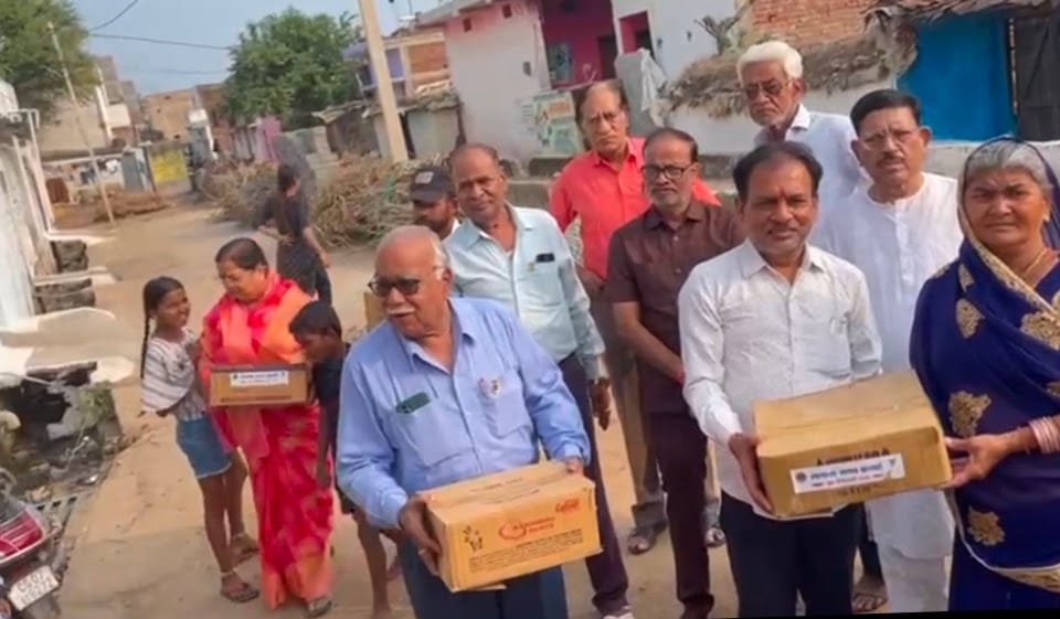 कवर्धा नगर पालिका अध्यक्ष पद के लिए शेरसिंह पाली ने पेश किया दावेदारी सरल स्वभाव के व्यक्तित्व पर भाजपा का उम्मीदवार तय 6 IMG 20250119 WA0013 2