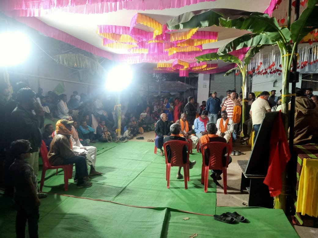 उपमुख्यमंत्री विजय शर्मा के नेतृत्व में जिले के समुचित विकास कार्यों का किया जा रहा लगातार भूमिपूजन 8 IMG 20250119 WA0017