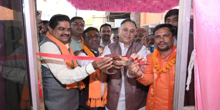 नगर पालिका निर्वाचन हेतु भाजपा चुनाव कार्यालय का हुआ भव्य उद्घाटन 1 नगर पालिका निर्वाचन हेतु भाजपा चुनाव कार्यालय का हुआ भव्य उद्घाटन