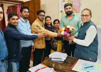 छत्तीसगढ़ एग्रीकॉन समिति द्वारा सहायक संचालक उद्यानिकी  आर.एन. पांडेय को सेवानिवृत्ति पर सम्मानित कर विदाई दी गई