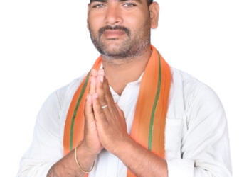 ग्राम राजानवागाव में युवा सरपंच प्रत्याशी महेंद्र राय को मिल रहा ग्रामीणों का अच्छा समर्थन