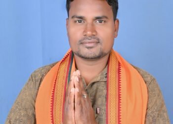 ग्राम चिखली में विकास की मुख्य भूमिका निभाने हेतु सरपंच दावेदार हेतु दरबार साहू मैदान में।