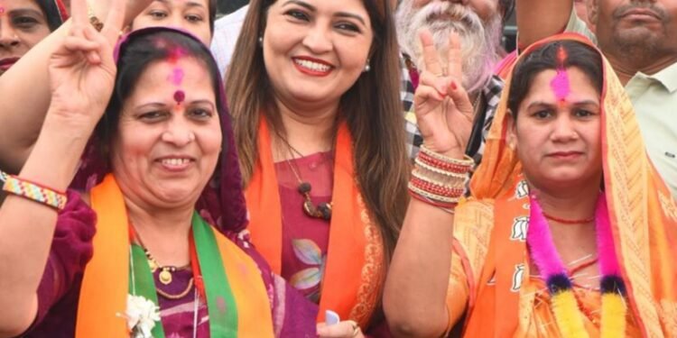 पंडरिया विधानसभा की जनता ने कांग्रेस के भ्रष्टाचार पर किया प्रहार और क्षेत्र के विकास के लिए बनाई ट्रिपल इंजन सरकार: भावना बोहरा।