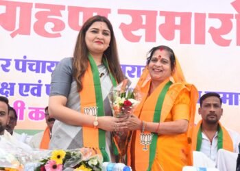 नगर पालिका पंडरिया और नगर पंचायत पांडातराई में नवनिर्वाचित अध्यक्षों और पार्षदों के शपथ ग्रहण में शामिल हुईं पंडरिया विधायक भावना बोहरा।