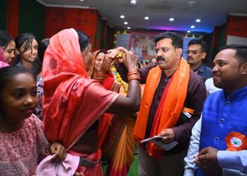 उप मुख्यमंत्री विजय शर्मा ने घोटिया रोड में चौक के नामकरण, सौंदर्यीकरण और संत गाडगे महाराज की मूर्ति स्थापना की घोषणा की।