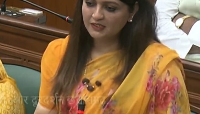 पंडरिया विधायक भावना बोहरा ने विधानसभा में सी-मार्ट में स्वसहयता समूहों की सहभागिता बढ़ाने, कैम्पा मद, शराब घोटाले और विभिन्न विषयों पर पूछा प्रश्न।