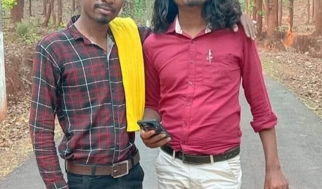 सफाई कर्मचारी से बार काउंसिल ऑफ इंडिया का एग्जाम किया क्लियर,कामू बैगा ने दी बधाई।