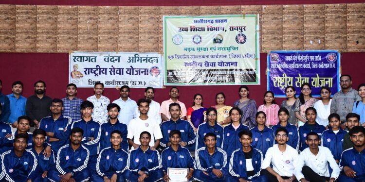 सड़क सुरक्षा एवं नशा मुक्ति पर एक दिवसीय कार्यशाला संपन्न।