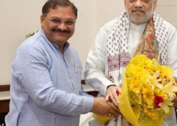 सांसद संतोष पांडेय ने केंद्रीय गृहमंत्री अमित शाह से की मुलाकात, छत्तीसगढ़ को नक्सल मुक्त बनाने के संकल्प पूर्ति हेतु किये जा रहे प्रयासों एवं प्रदेश में चल रहे नक्सल ऑपरेशन में मिल रही सफलता के लिए दिया धन्यवाद