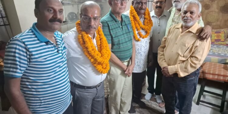 श्रमजीवी पत्रकार कल्याण संघ की सामान्य सभा 25 को भिलाई में। 1 श्रमजीवी पत्रकार कल्याण संघ की सामान्य सभा 25 को भिलाई में।