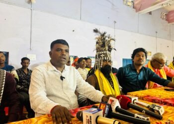 पूर्व विधायक पर समाजिक राशि गबन का आरोप, गोंड समाज में आक्रोश।