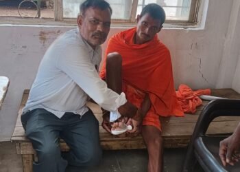 भोरमदेव सहकारी शक्कर कारखाना में कांवड़ यात्रियों के लिए निःशुल्क प्राथमिक चिकित्सा सेवा प्रारंभ 4 भोरमदेव सहकारी शक्कर कारखाना में कांवड़ यात्रियों के लिए निःशुल्क प्राथमिक चिकित्सा सेवा प्रारंभ