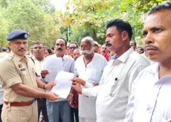 कांग्रेस कार्यकर्ताओं द्वारा शिव मंदिर और माँ कर्मा माता परिसर का अपमान – दोषियों पर FIR दर्ज कर कड़ी कार्रवाई की माँग