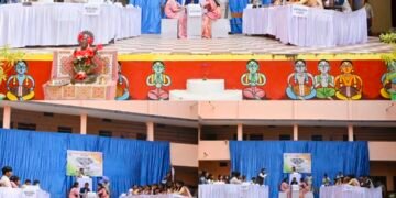 रामकृष्ण पब्लिक स्कूल प्रांगण में आयोजित युथ पार्लियामेंट